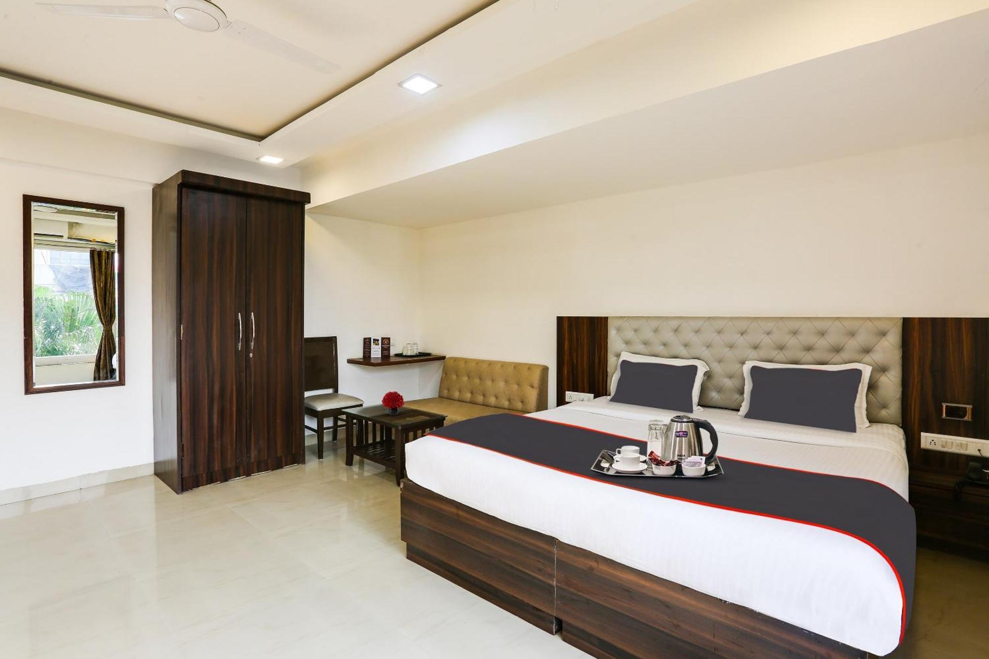 Capital O Arsh Executive Inn Bombaj Zewnętrze zdjęcie